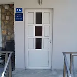 Ivona Apartment Stomorska